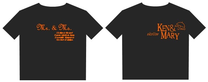 「ジャパン」のMr.＆MsオリジナルTシャツ（左）、「ケンメリ」のKEN＆MARYオリジナルTシャツ（右）