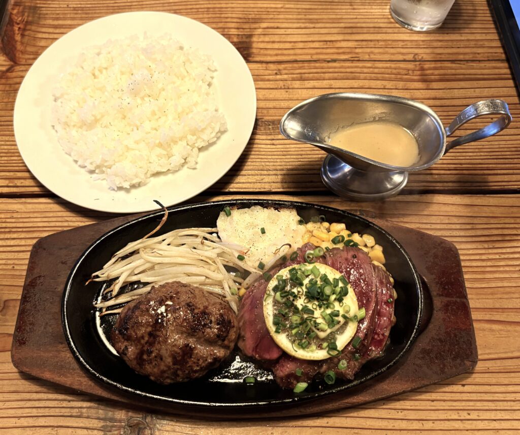 「チェリーズコンボ」と ライス と ソース