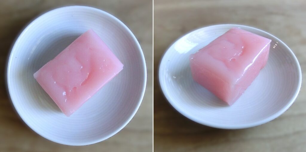 【雀おどり總本店】の桜ういろ